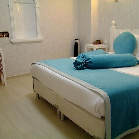 Hotel Ishakpasa Konagi Истанбул Стая снимка