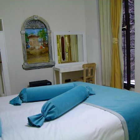 Hotel Ishakpasa Konagi Истанбул Стая снимка
