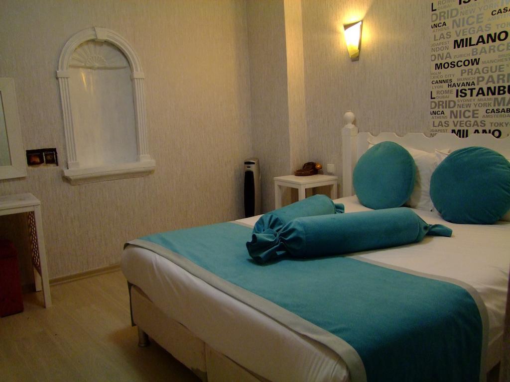 Hotel Ishakpasa Konagi Истанбул Стая снимка