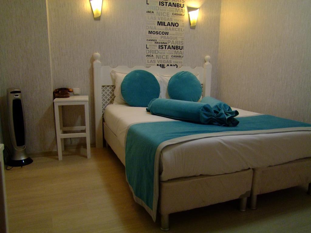 Hotel Ishakpasa Konagi Истанбул Стая снимка
