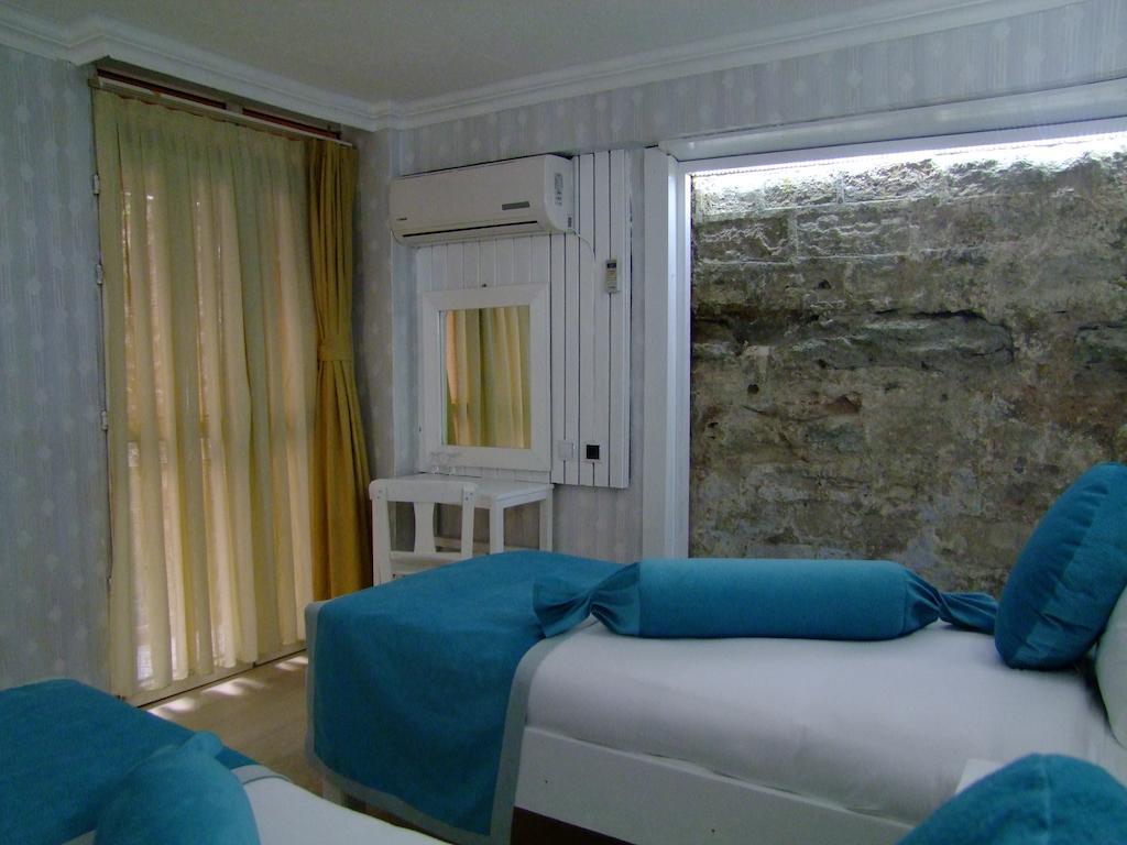 Hotel Ishakpasa Konagi Истанбул Стая снимка