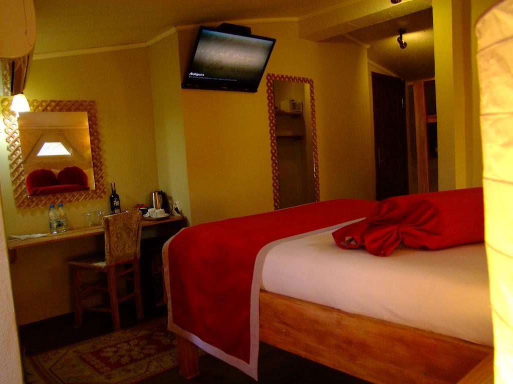 Hotel Ishakpasa Konagi Истанбул Стая снимка