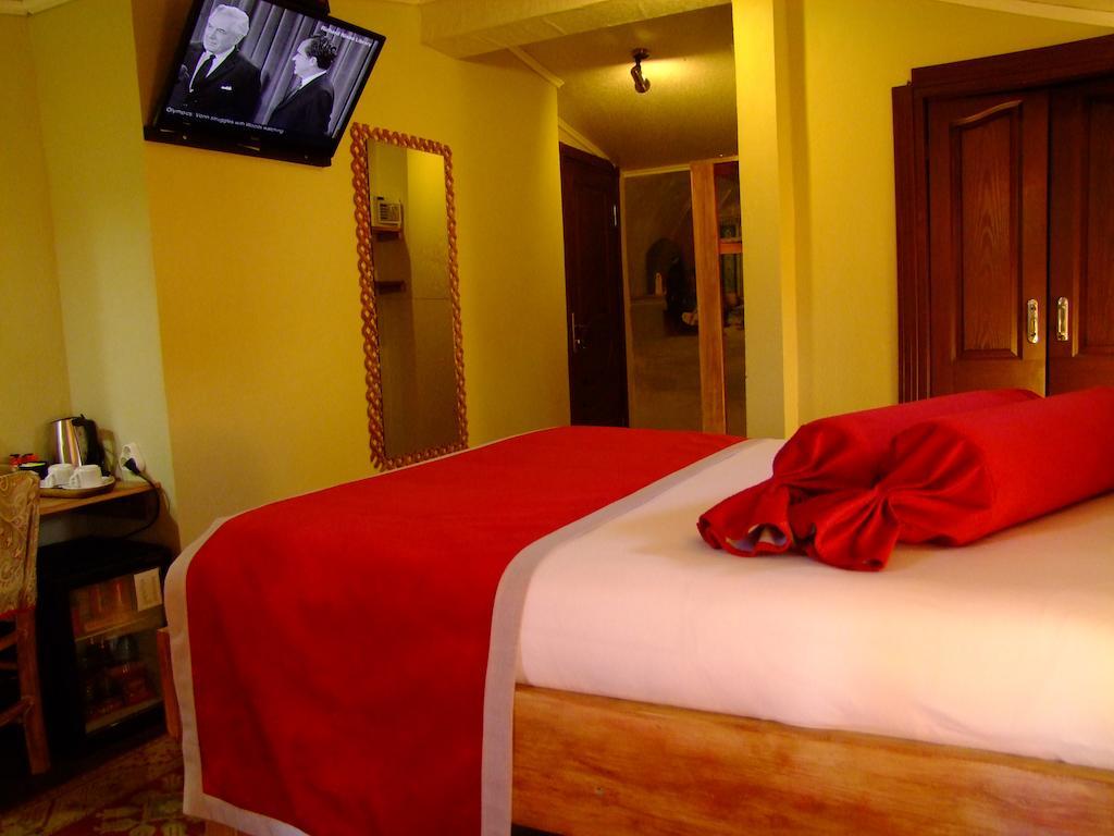 Hotel Ishakpasa Konagi Истанбул Стая снимка