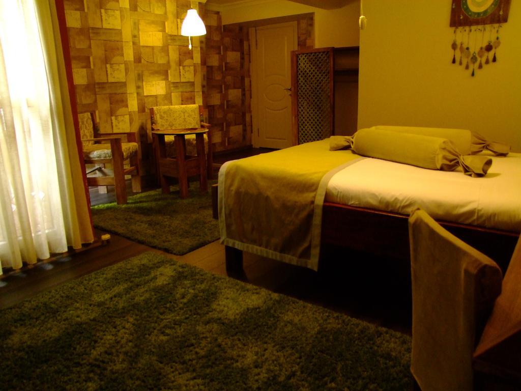 Hotel Ishakpasa Konagi Истанбул Стая снимка