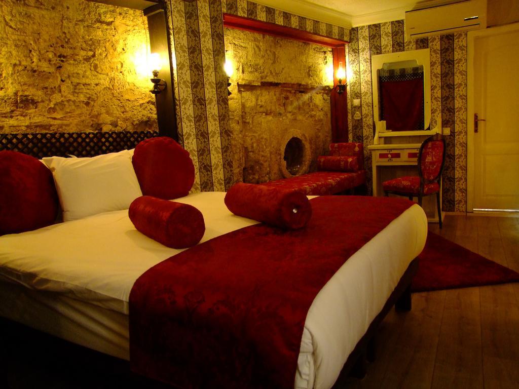 Hotel Ishakpasa Konagi Истанбул Стая снимка