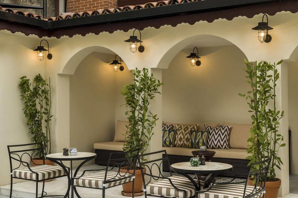 Hotel Ishakpasa Konagi Истанбул Екстериор снимка
